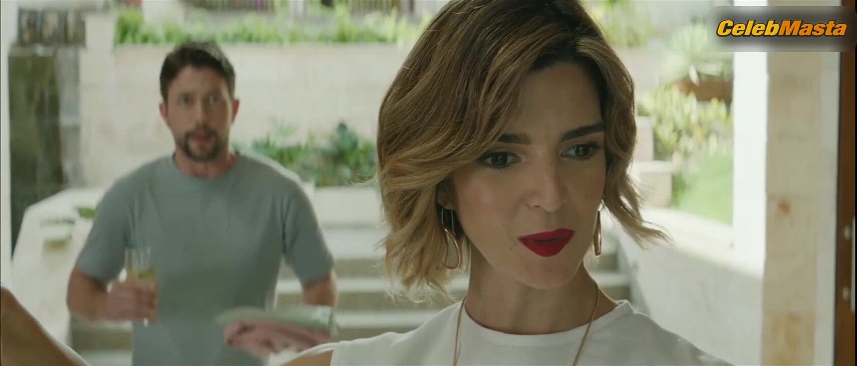 Clara Lago Nashla Bogaert And Sexy Scene From Books - Photo 1 of 5