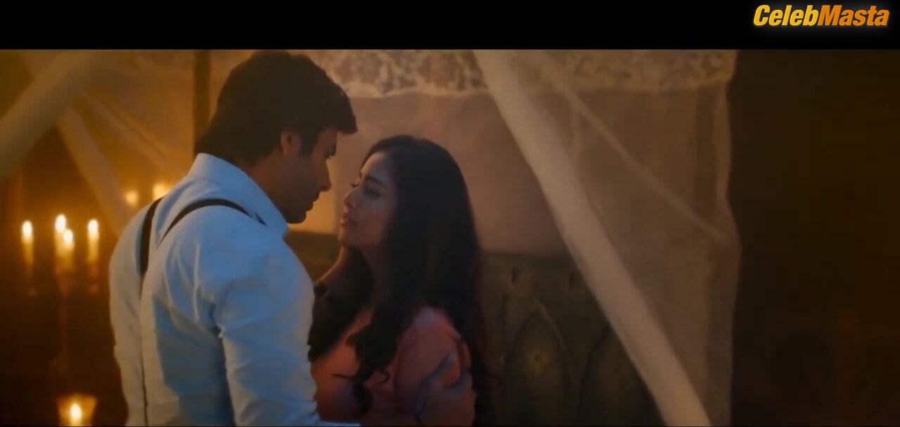 Avika Gor Sexy Scene From 1920 Horrors Of The Heart - Photo 2 of 5 photo 4