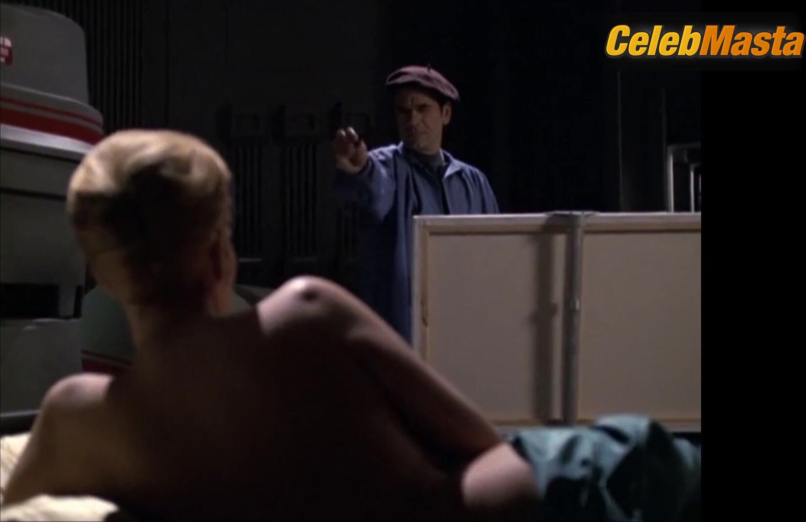 Jeri Ryan Flaunts Body Double Scene In Star Trek - Photo 2 of 5 photo 1