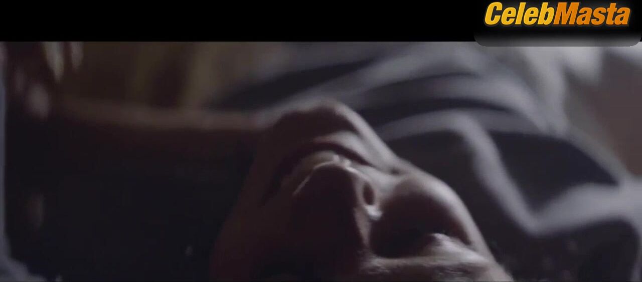 Lina Esco Tove Lo And Show Lesbian Underwear Scene In - Photo 2 of 5