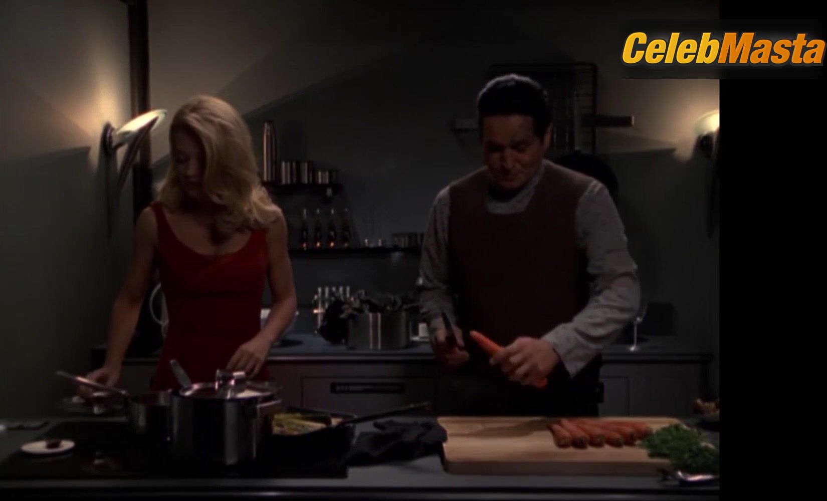 Jeri Ryan ’s Sexy Scene From Star Trek Voyager - Photo 2 of 5