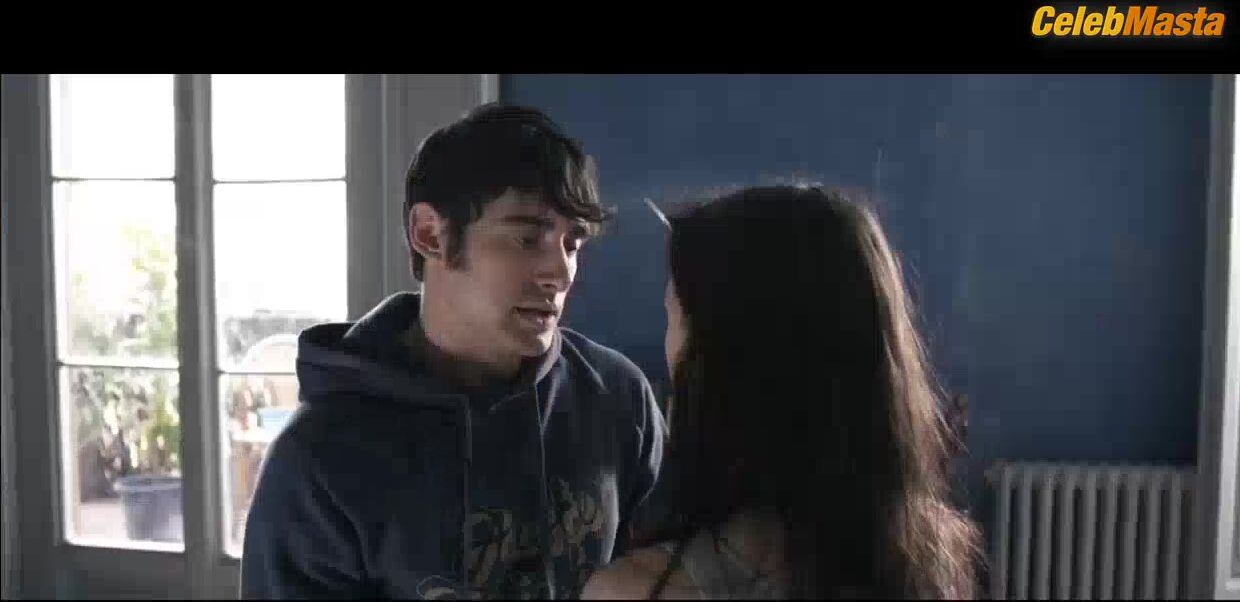 Astrid Berges-frisbey Hot Scene In The Sex Of The Angels - Photo 4 of 5 photo 2