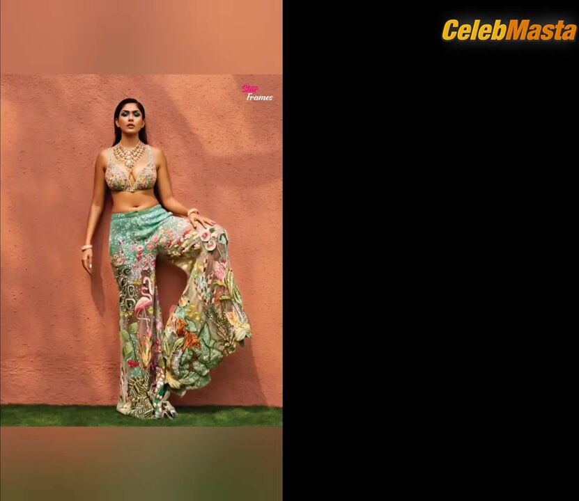 Mrunal Thakur Tits And Underwear Scene From Photoshoot - Photo 1 of 5 photo 4