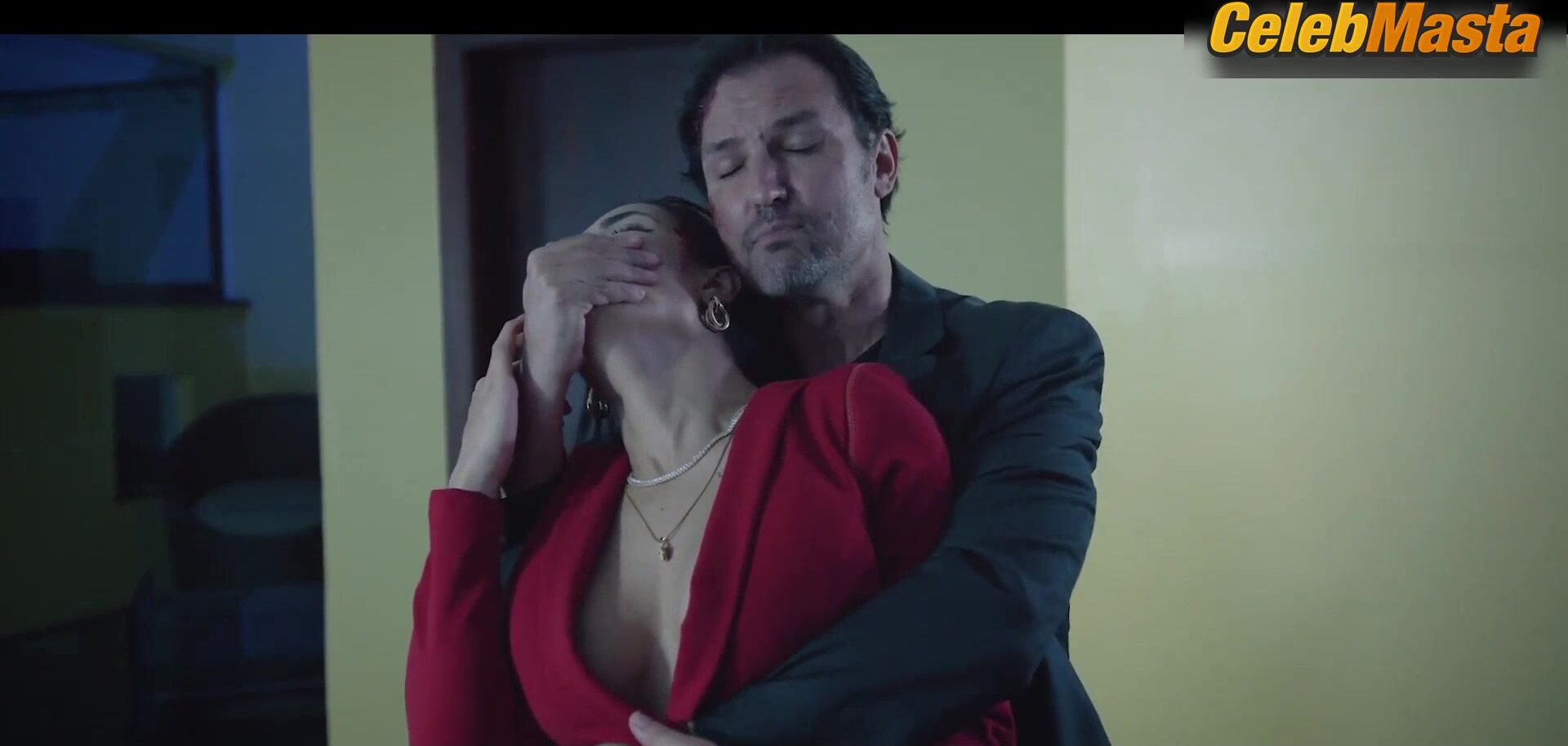 Aline Mineiro Boobs Scene In Conspiracao Fatal - Photo 2 of 5 photo 5
