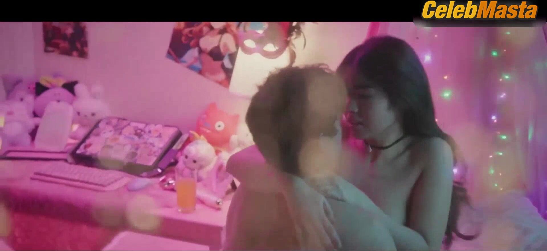 Azi Acosta ’s Boobs Scene In Pantasya Ni Tami - Photo 1 of 5 photo 5
