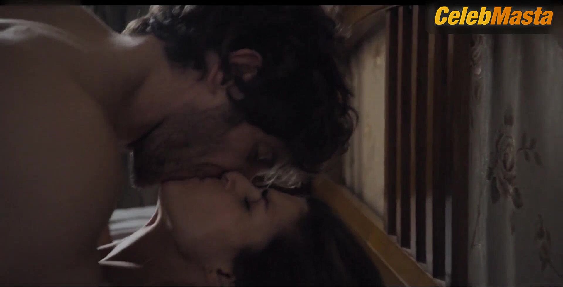 Clara Lago ’s Sexy Scene From El Vecino - Photo 3 of 5 photo 1