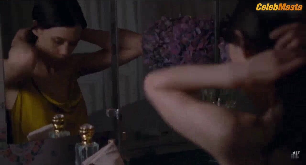 Astrid Berges-frisbey ’s Sexy Scene From The Other - Photo 1 of 5