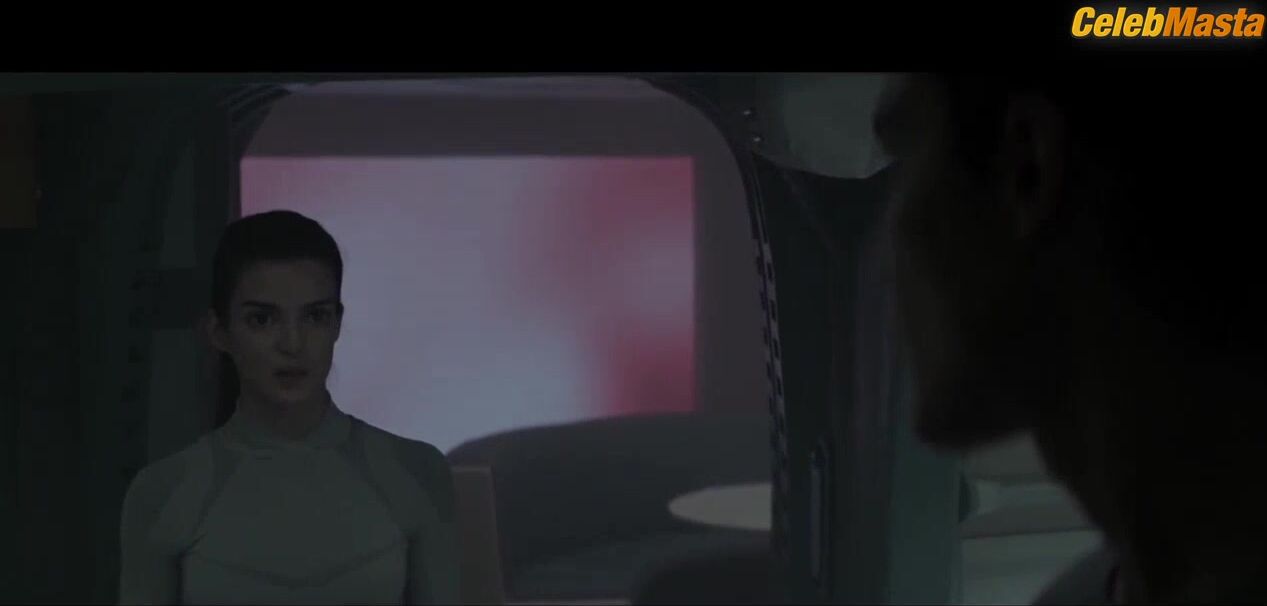Clara Lago Sexy Scene From Orbita 9 - Photo 1 of 5 photo 2