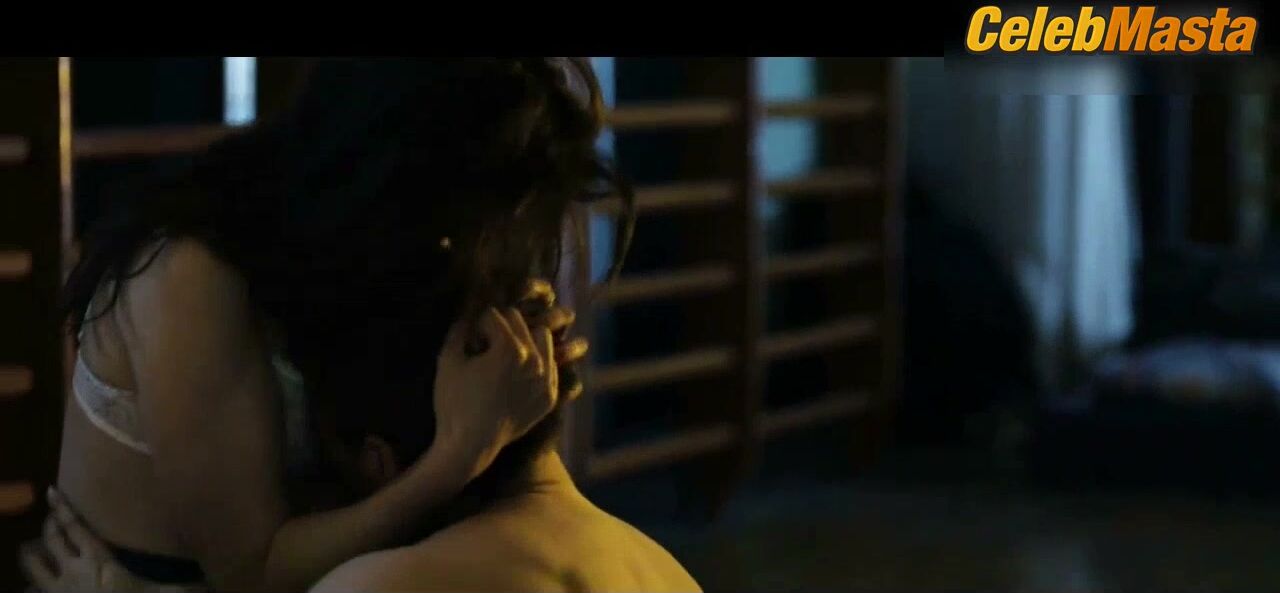 Astrid Berges-frisbey Reveals All In Scene From The Sex Of The - Photo 1 of 5