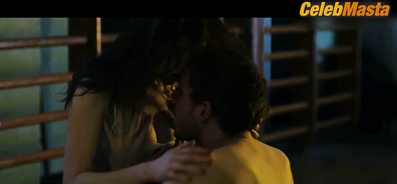 Astrid Berges-frisbey Reveals All In Scene From The Sex Of The - Photo 1 of 5 photo 5