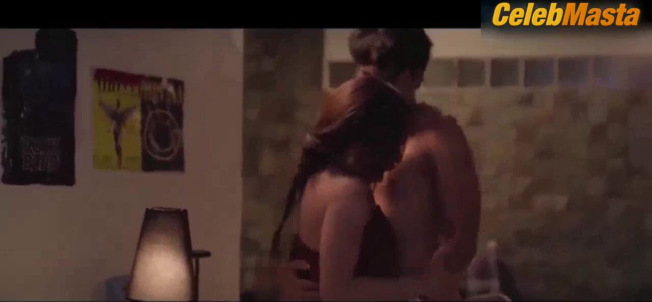 Ada Hermosa ’s Boobs Scene In Happy Ending - Photo 1 of 5 photo 2