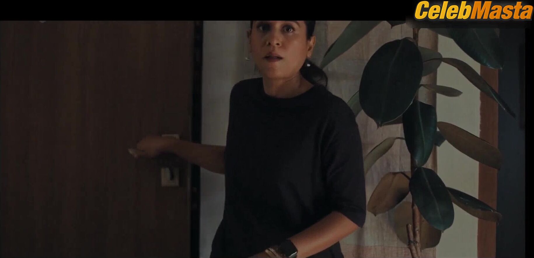 Amruta Subhash Tillotama Shome, Tamanna Bhatia And ’s - Photo 1 of 5