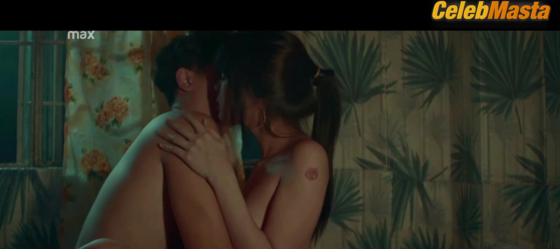 Azi Acosta Tits Scene From Erotica Manila - Photo 3 of 5 photo 2