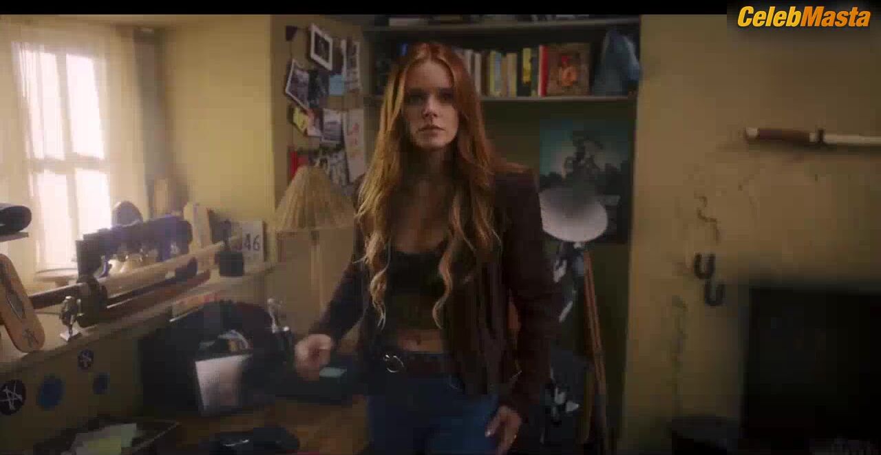 Abigail F. Cowen Shows Off Hot Scene In Fate The Winx Saga - Photo 1 of 5