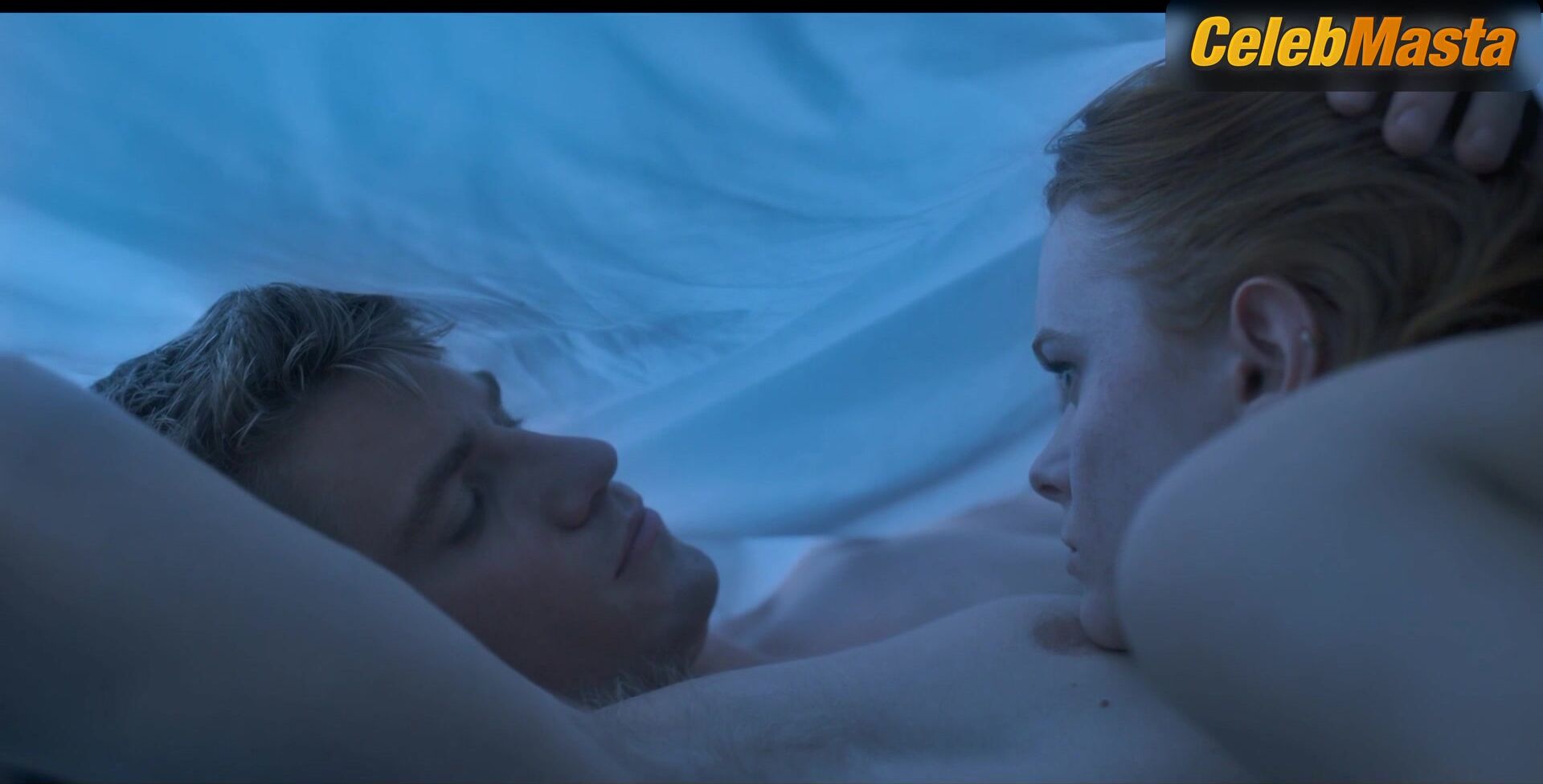 Abigail F. Cowen ’s Sexy Scene From Fate The Winx Saga - Photo 3 of 5 photo 5