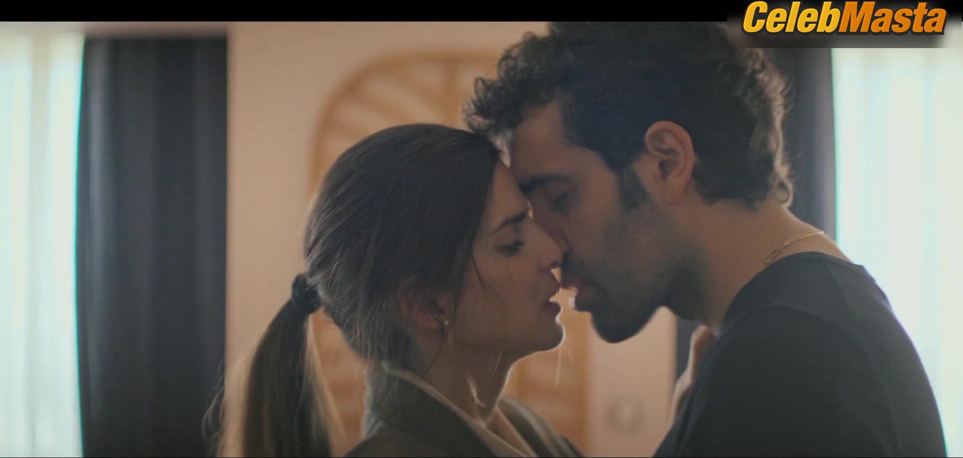 Clara Lago Tits Scene From Gangs Of Galicia - Photo 2 of 5 photo 1