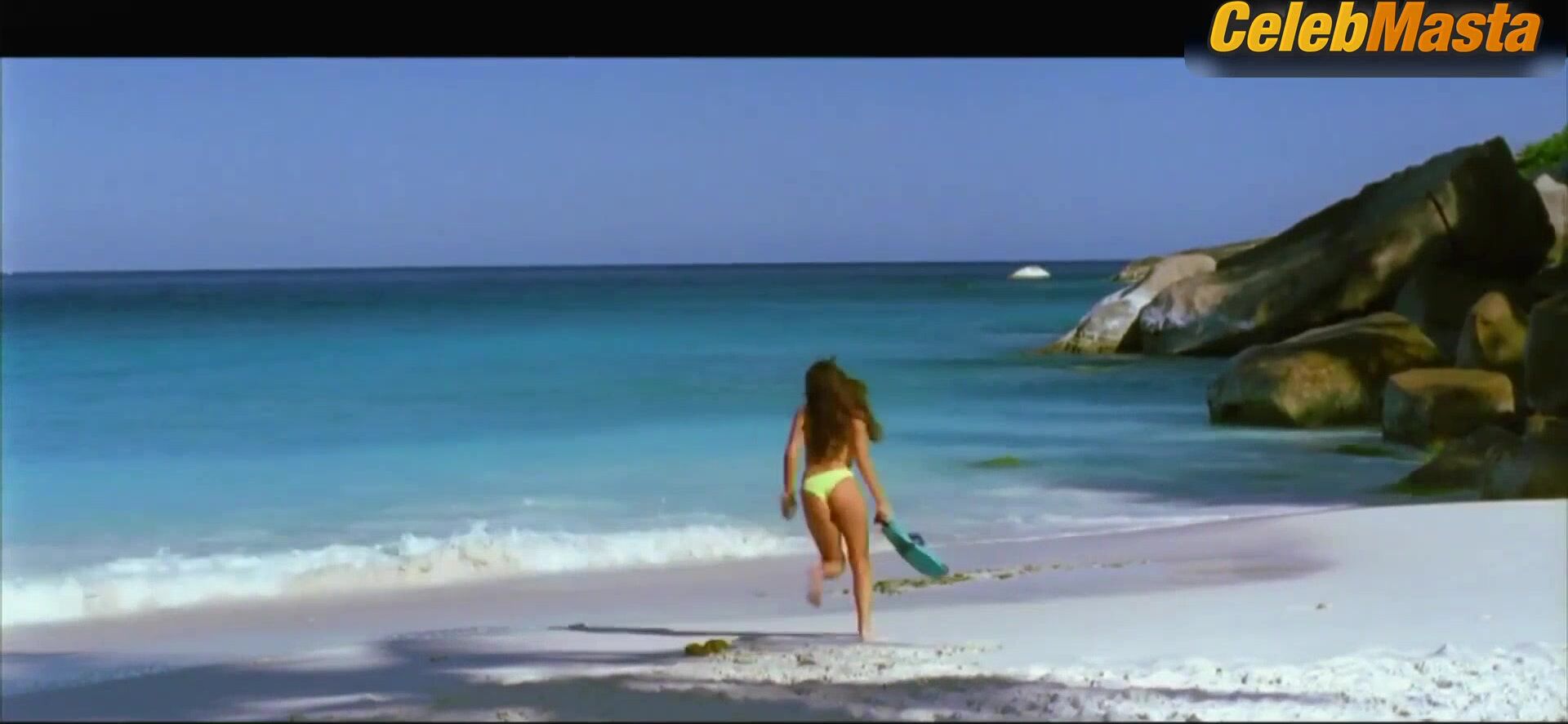 Manuela Arcuri Tits Scene From Teste Di Cocco - Photo 1 of 5