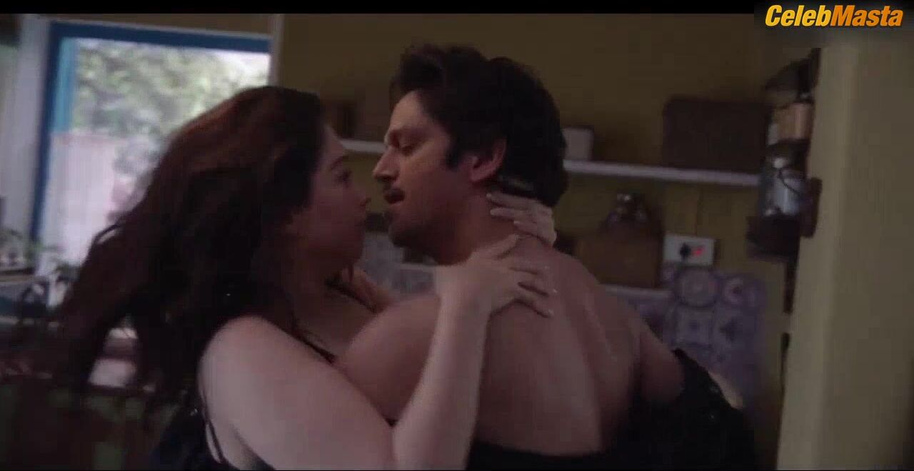 Tamanna Bhatia Flaunts Butt, Breasts Scene In Lust Stories 2 - Photo 2 of 5 photo 5