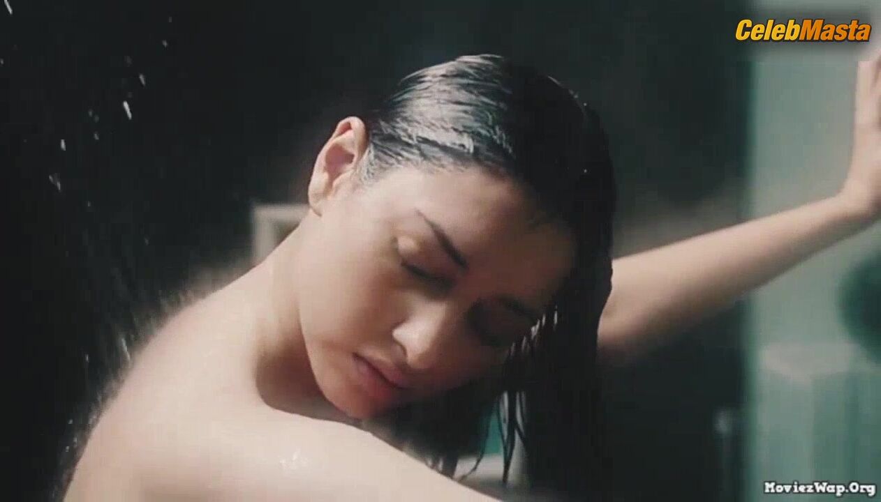 Tamanna Bhatia ’s Sexy Scene From 11th Hour - Photo 4 of 5