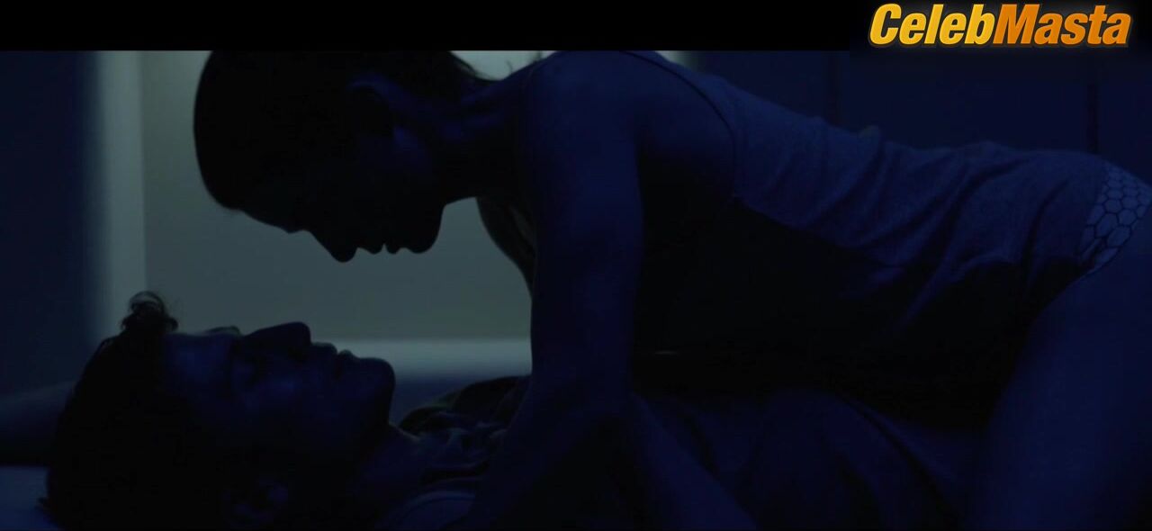 Clara Lago ’s Sexy Scene From Orbiter 9 - Photo 3 of 5 photo 4