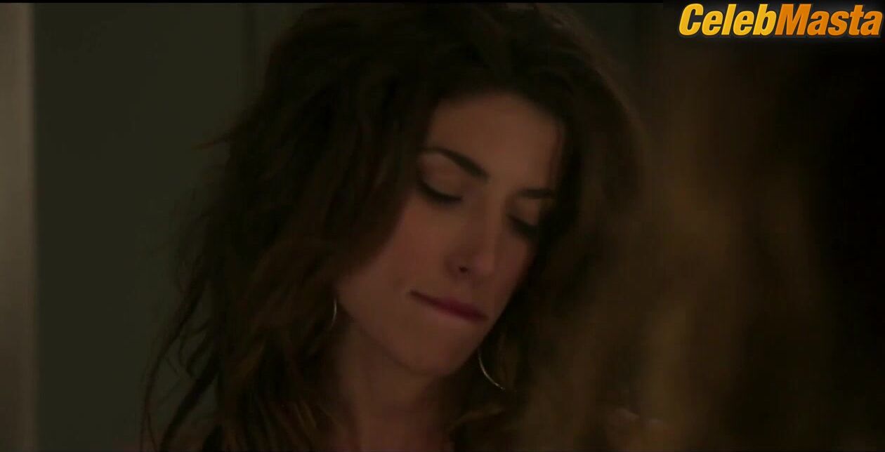 Tania Raymonde Flaunts Swimsuit, Underwear Scene In Goliath - Photo 2 of 5 photo 5