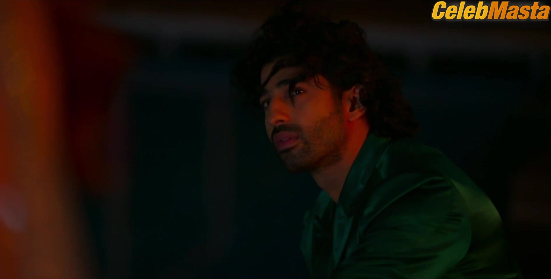 Tamanna Bhatia Shows Skin In Scene From Jee Karda - Photo 5 of 5 photo 4