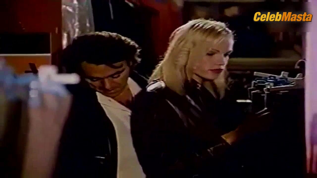 Brigitte Lahaie ’s Real Sex Scene In La Clinique Des - Photo 2 of 5 photo 4
