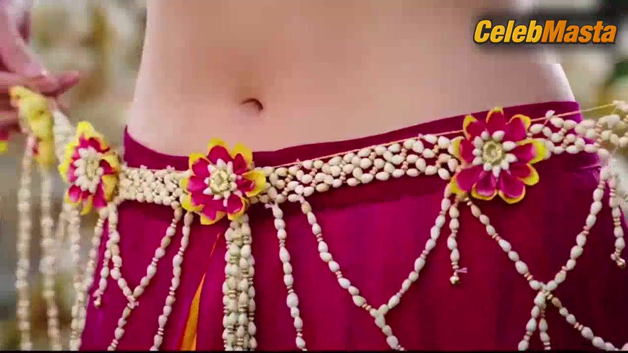 Tamanna Bhatia Tits Scene From Baahubali The Beginning - Photo 1 of 5