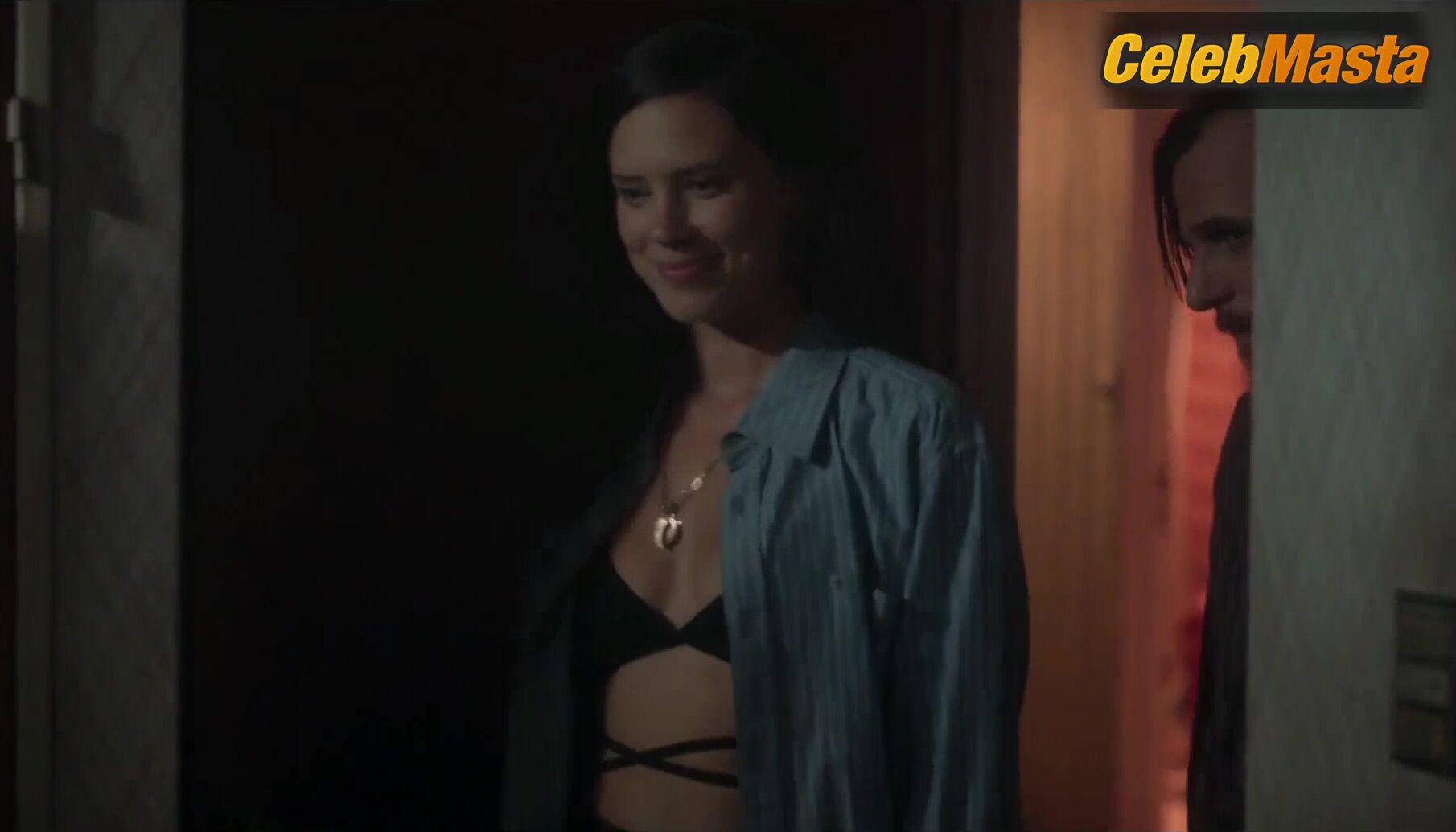 Delfina Chaves Shows Booty, Breasts Scene In Rap Battlefield - Photo 2 of 5