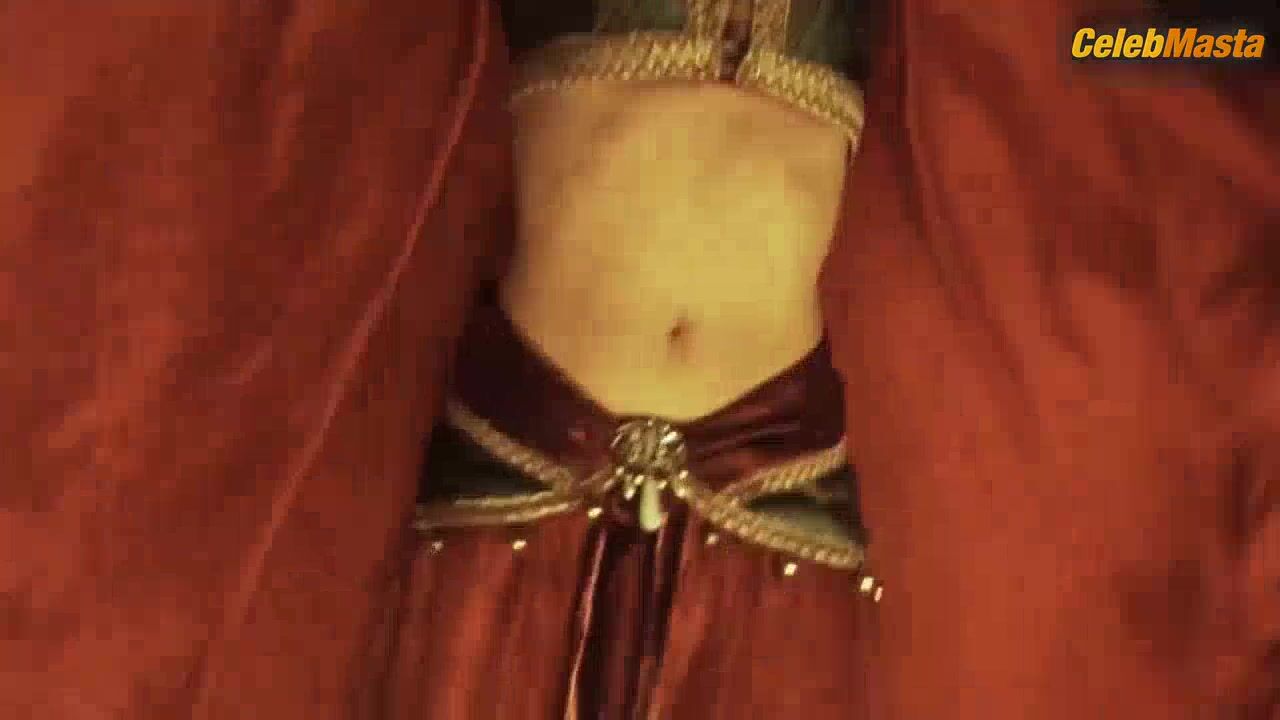 Manuela Arcuri ’s Sexy Scene From Mad Love - Photo 1 of 5