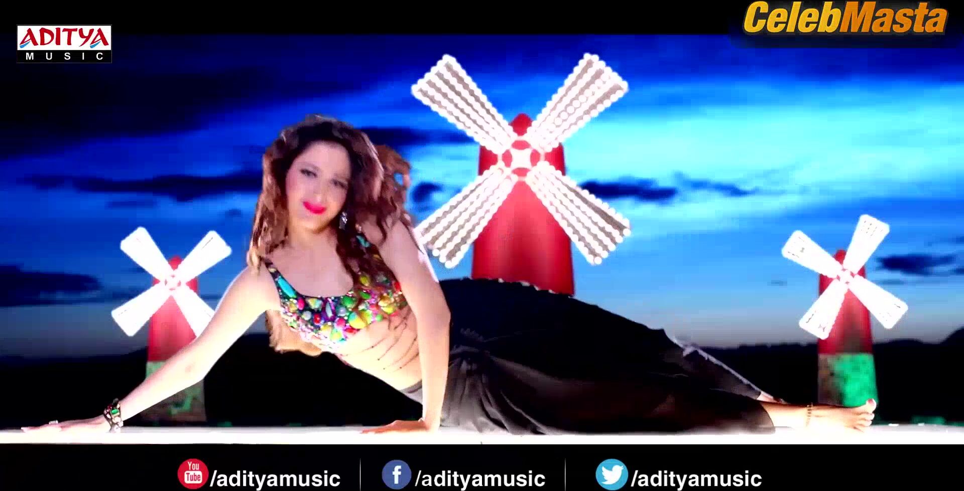 Tamanna Bhatia Ass, Tits Scene From Alludu Seenu - Photo 1 of 5 photo 5