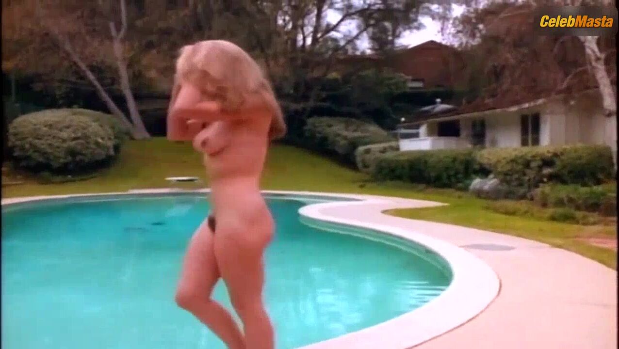 Gail Harris Boobs Scene In Virtual Desire - Photo 3 of 5 photo 5