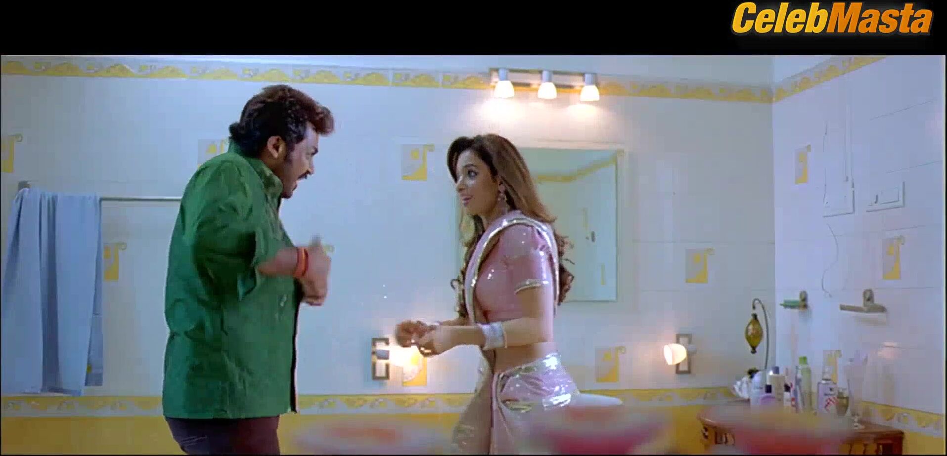 Tamanna Bhatia Underwear Scene From Siruthai - Photo 2 of 5