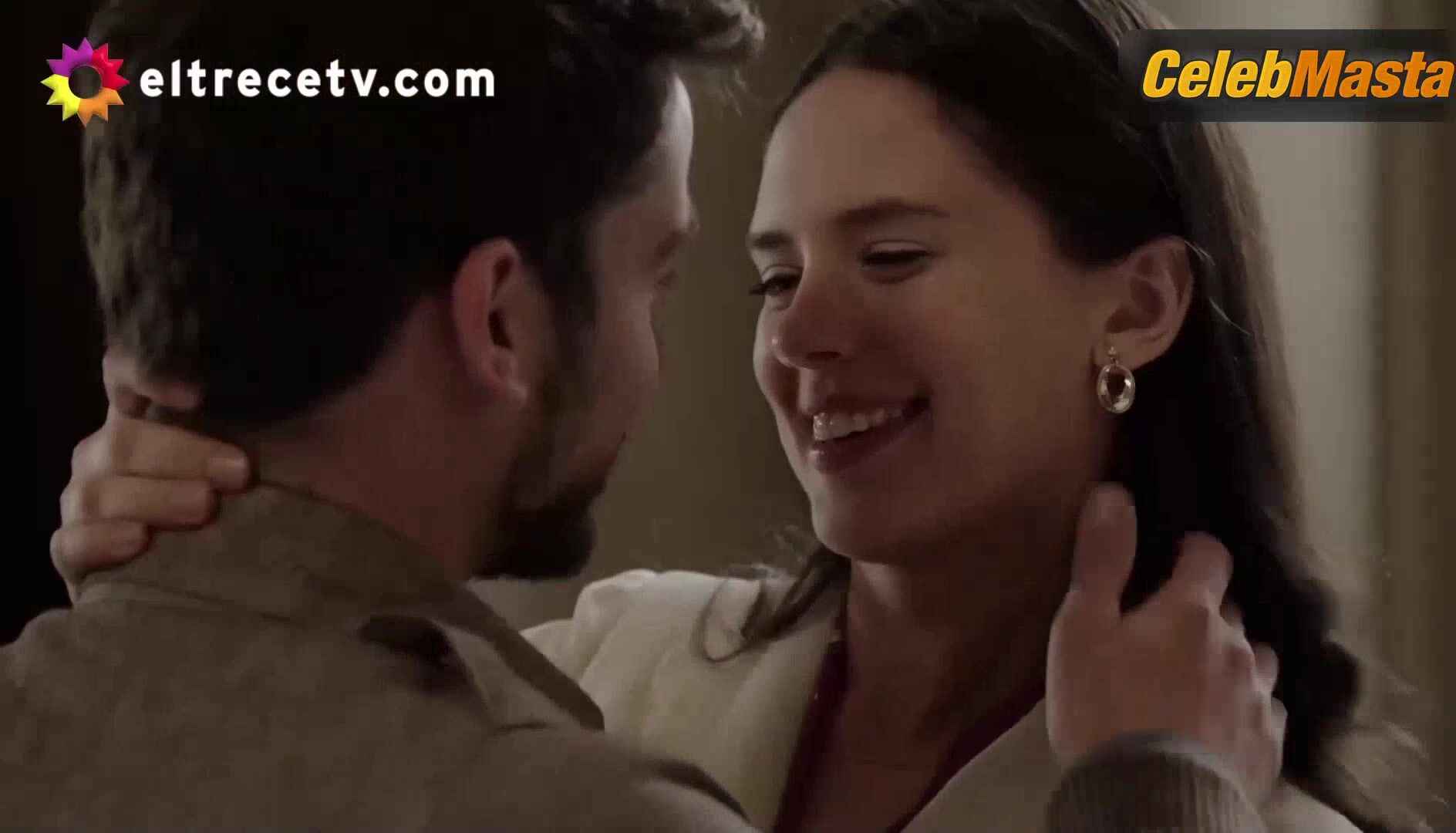 Delfina Chaves Bares Sexy Scene In Argentina, Tierra De - Photo 1 of 5 photo 5