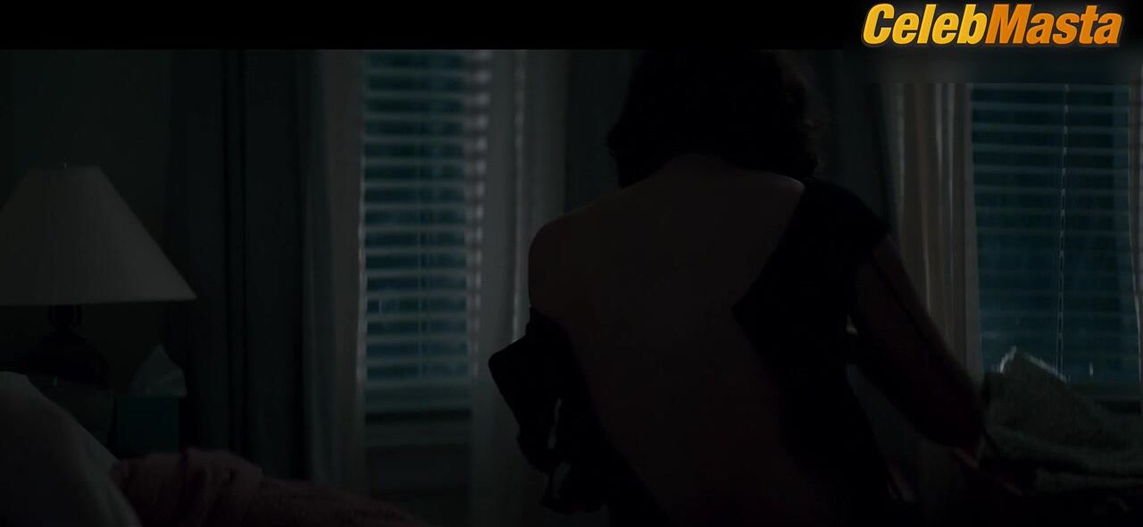 Maggie Gyllenhaal Bares Boobs In Scene From The Kindergarten - Photo 1 of 5 photo 2