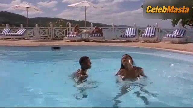 Angela Bassett Flaunts Swimsuit Scene In How Stella Got Her - Photo 1 of 5 photo 4