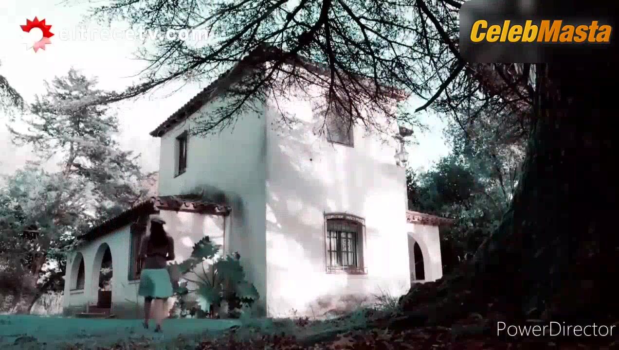 Delfina Chaves Reveals Sexy Scene In Argentina, Tierra De - Photo 1 of 5
