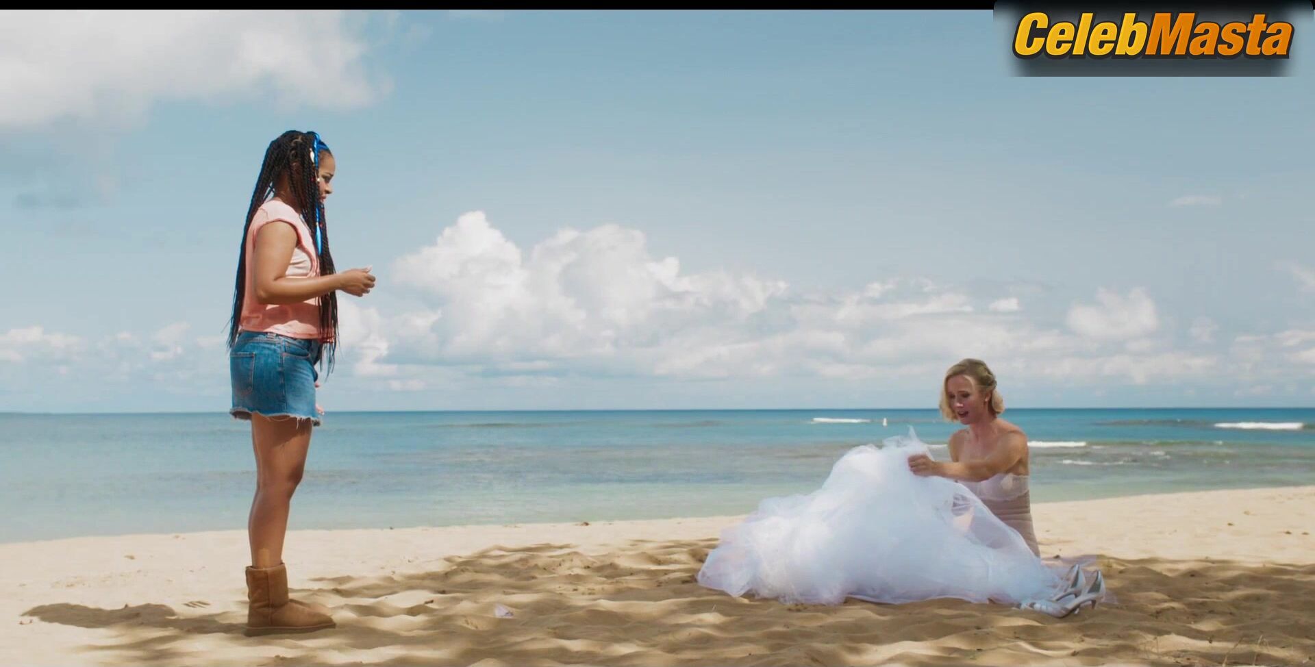 Jessy Schram Underwear Scene In Fantasy Island Movie - Photo 1 of 5