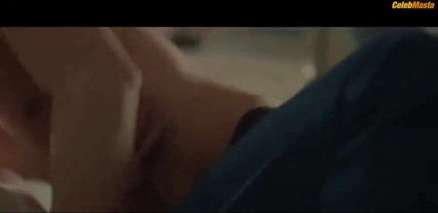 Lovi Poe ’s Boobs, Underwear Scene In Malaya - Photo 1 of 5