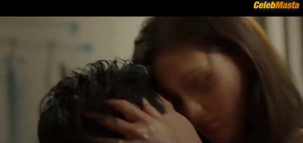 Lovi Poe Flaunts Butt, Breasts Scene In The Annulment - Photo 2 of 5 photo 5