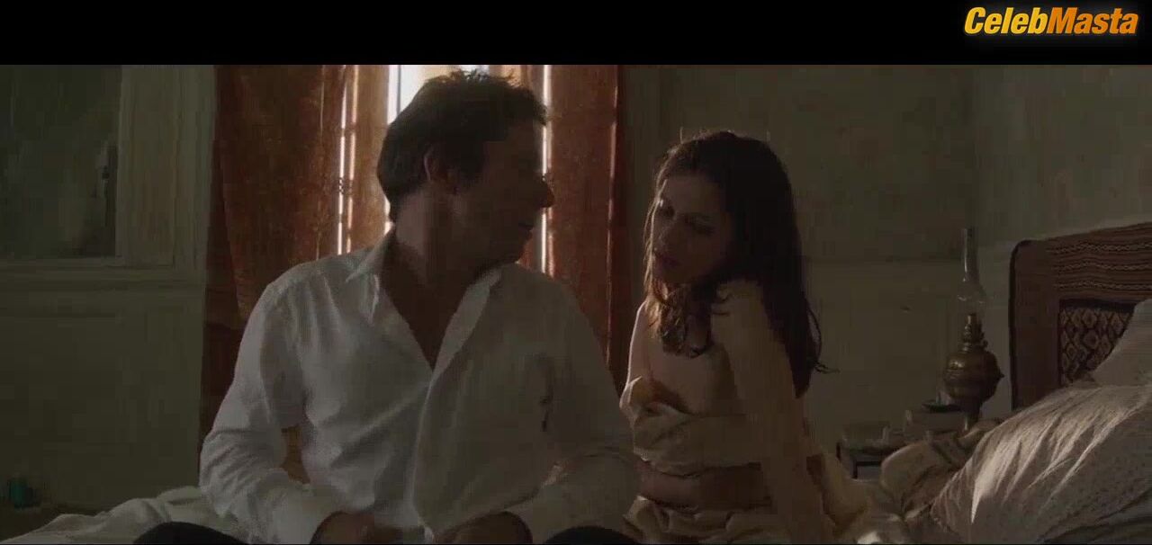 Marine Vacth ’s Booty Scene In Families - Photo 2 of 5 photo 5