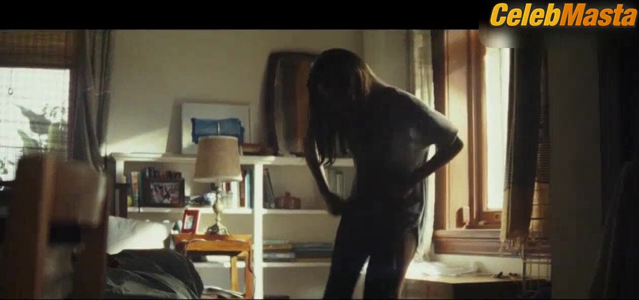 Naomie Harris ’s Underwear Scene From Rampage - Photo 2 of 5 photo 5
