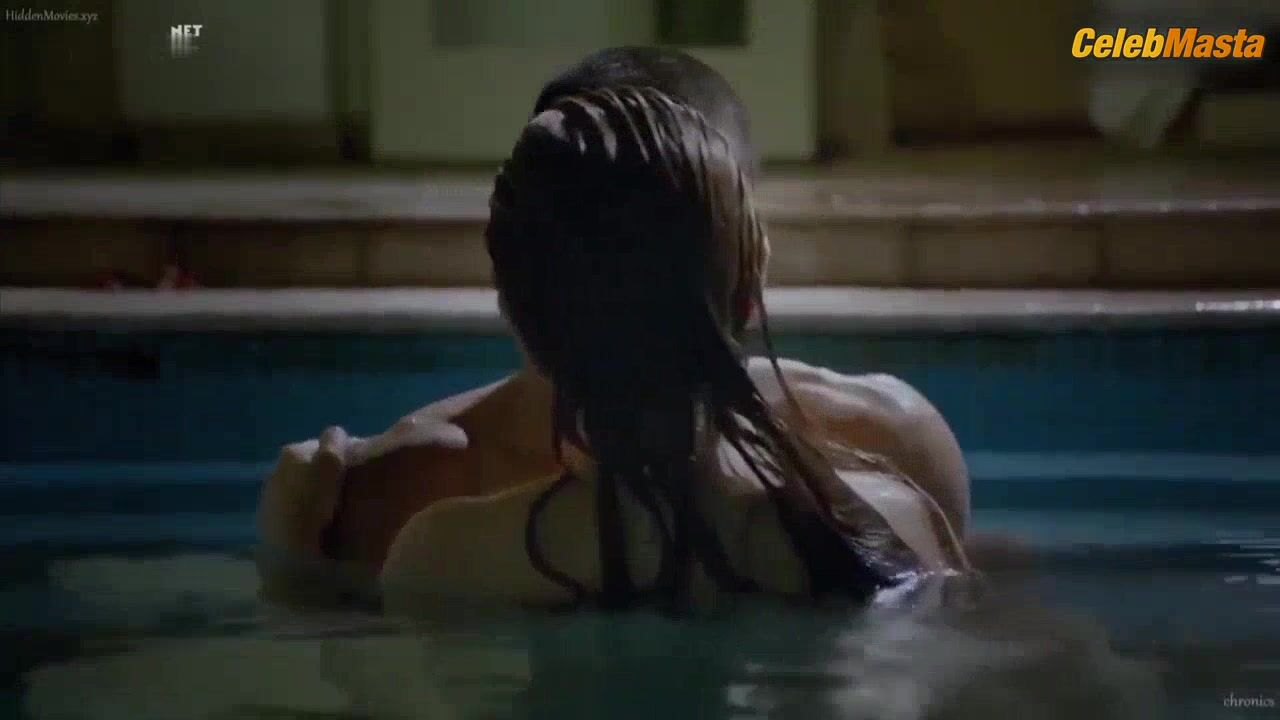 Lovi Poe ’s Underwear Scene From The Escort - Photo 2 of 5