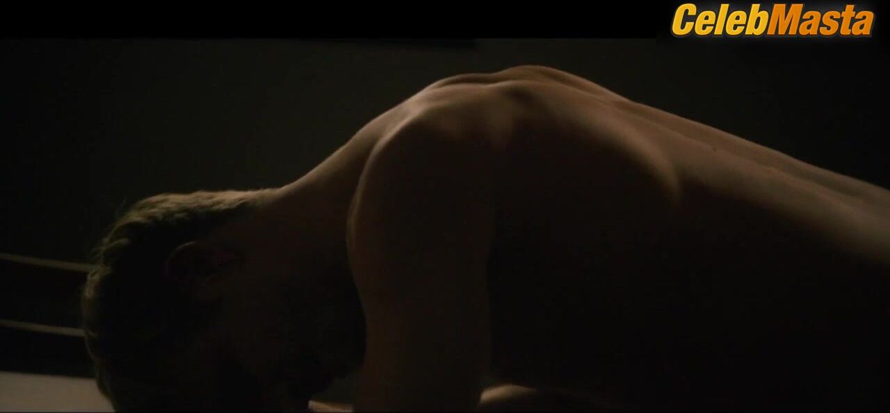 Marine Vacth Flaunts Boobs, Butt Scene In The Double Lover - Photo 2 of 5 photo 4