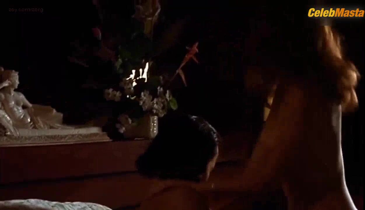 Shannon Tweed ’s Ass, Tits Scene From Naked Lies - Photo 2 of 5