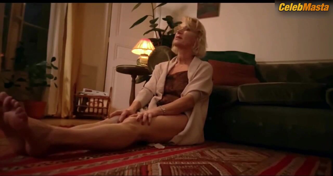Brigitte Lahaie , Heidi Switch And Misungui Bordelle’s - Photo 1 of 5 photo 2