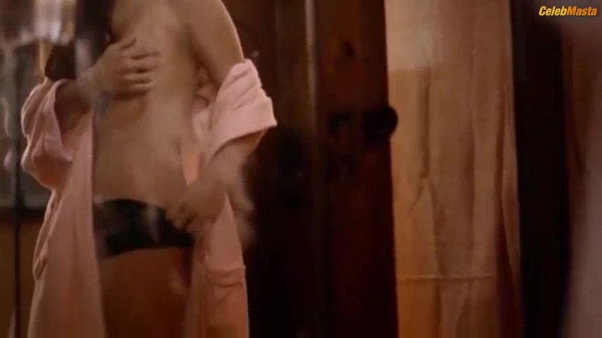 Lovi Poe ’s Tits Scene From Guniguni - Photo 3 of 5 photo 5