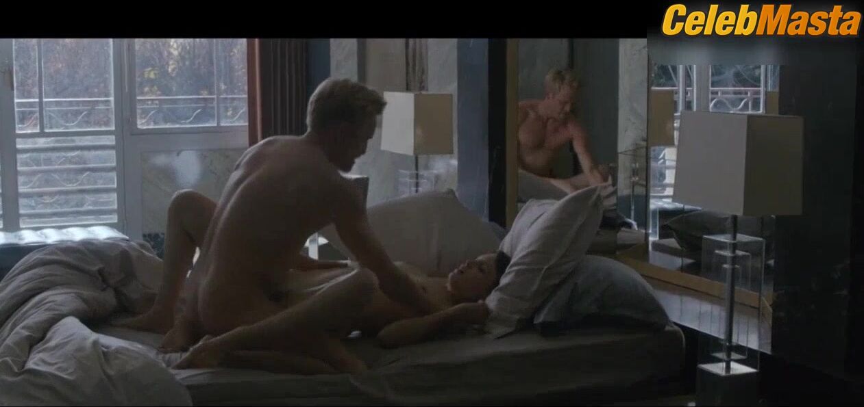 Marine Vacth ’s Tits, Ass Scene In The Double Lover - Photo 2 of 5 photo 4