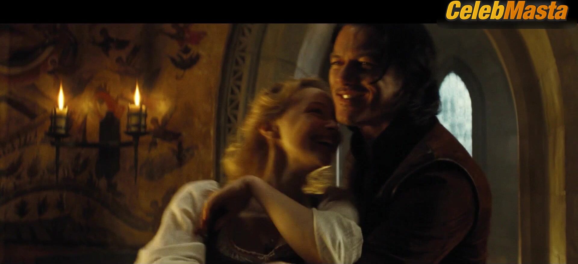 Sarah Gadon ’s Sexy Scene From Dracula Untold - Photo 2 of 5 photo 1
