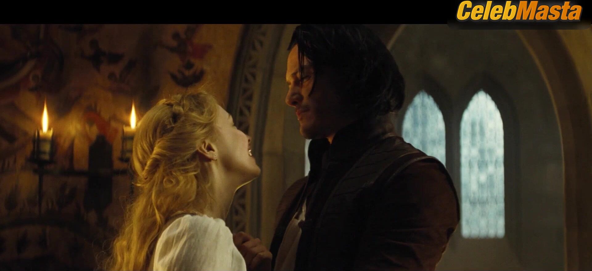 Sarah Gadon ’s Sexy Scene From Dracula Untold - Photo 2 of 5